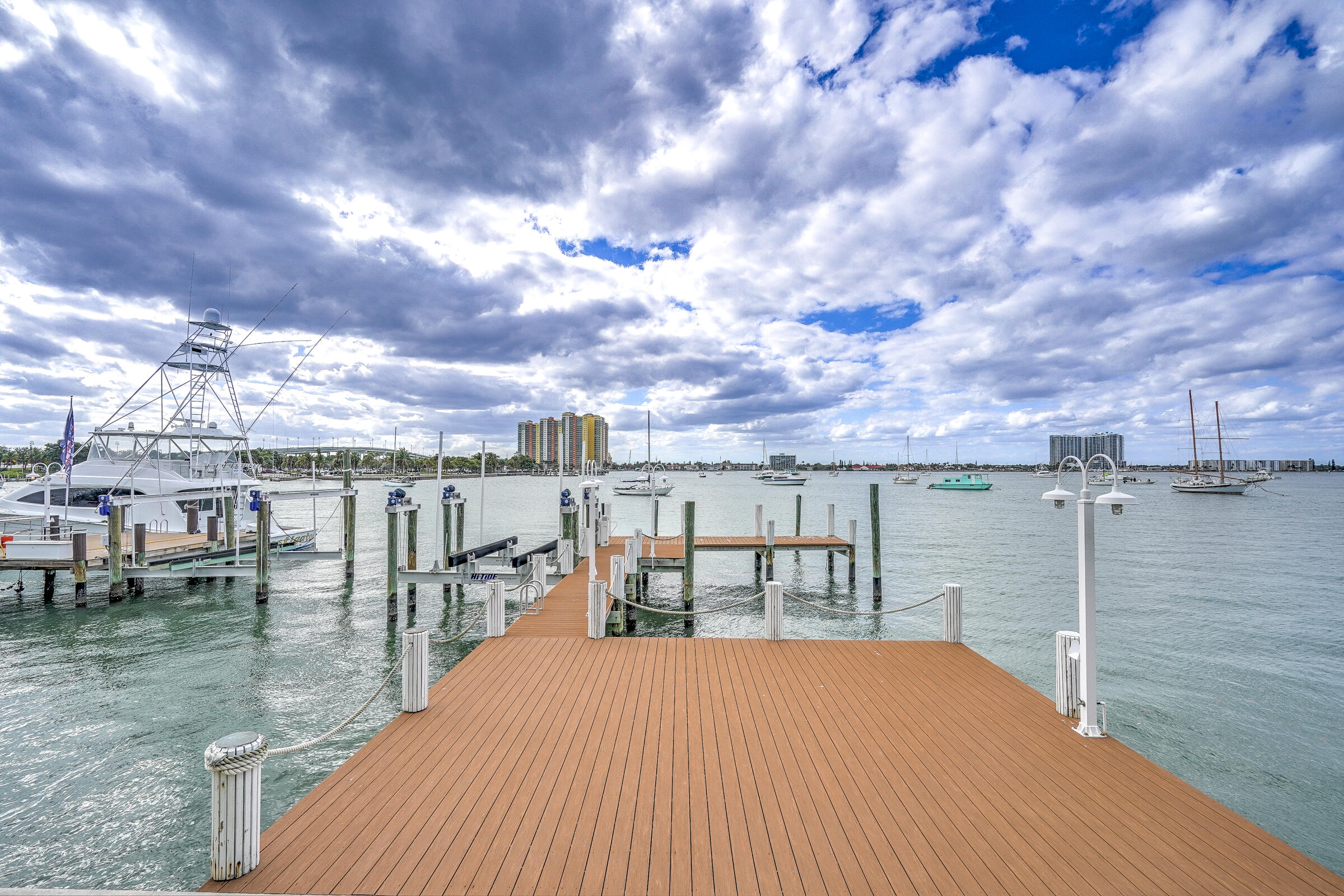 Singer Island, Florida, 33404, United States, 4 Bedrooms Bedrooms, ,5 BathroomsBathrooms,Residential,For Sale,1906755