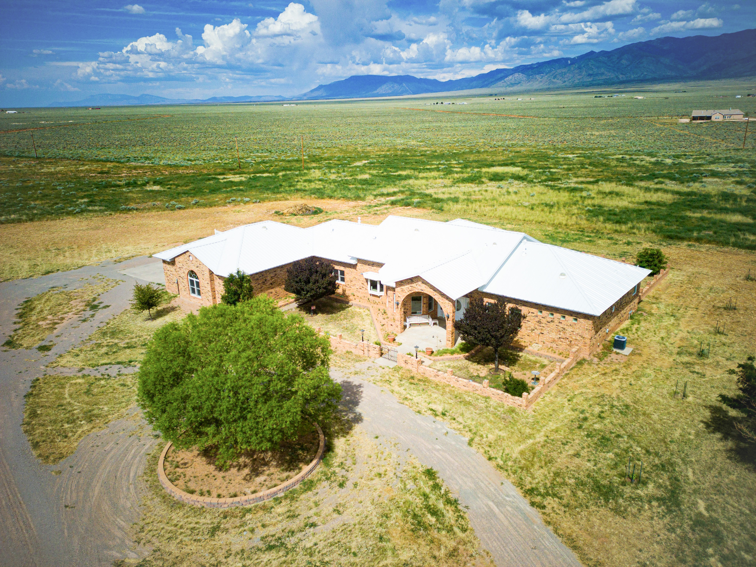 Belen, New Mexico, 87002, United States, 3 Bedrooms Bedrooms, ,3 BathroomsBathrooms,Residential,For Sale,1973805