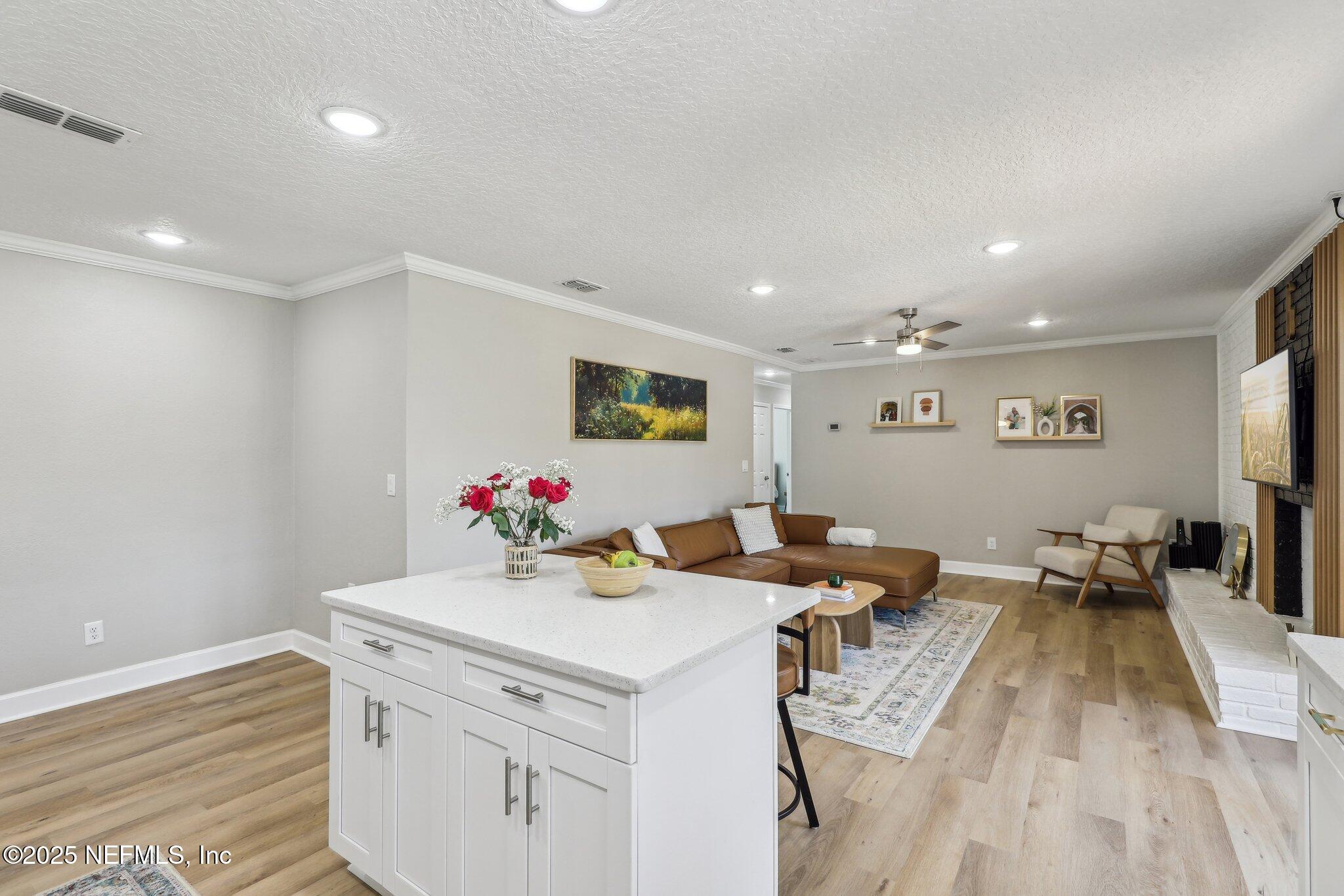 Jacksonville, Florida, 32256, United States, 4 Bedrooms Bedrooms, ,3 BathroomsBathrooms,Residential,For Sale,1911495