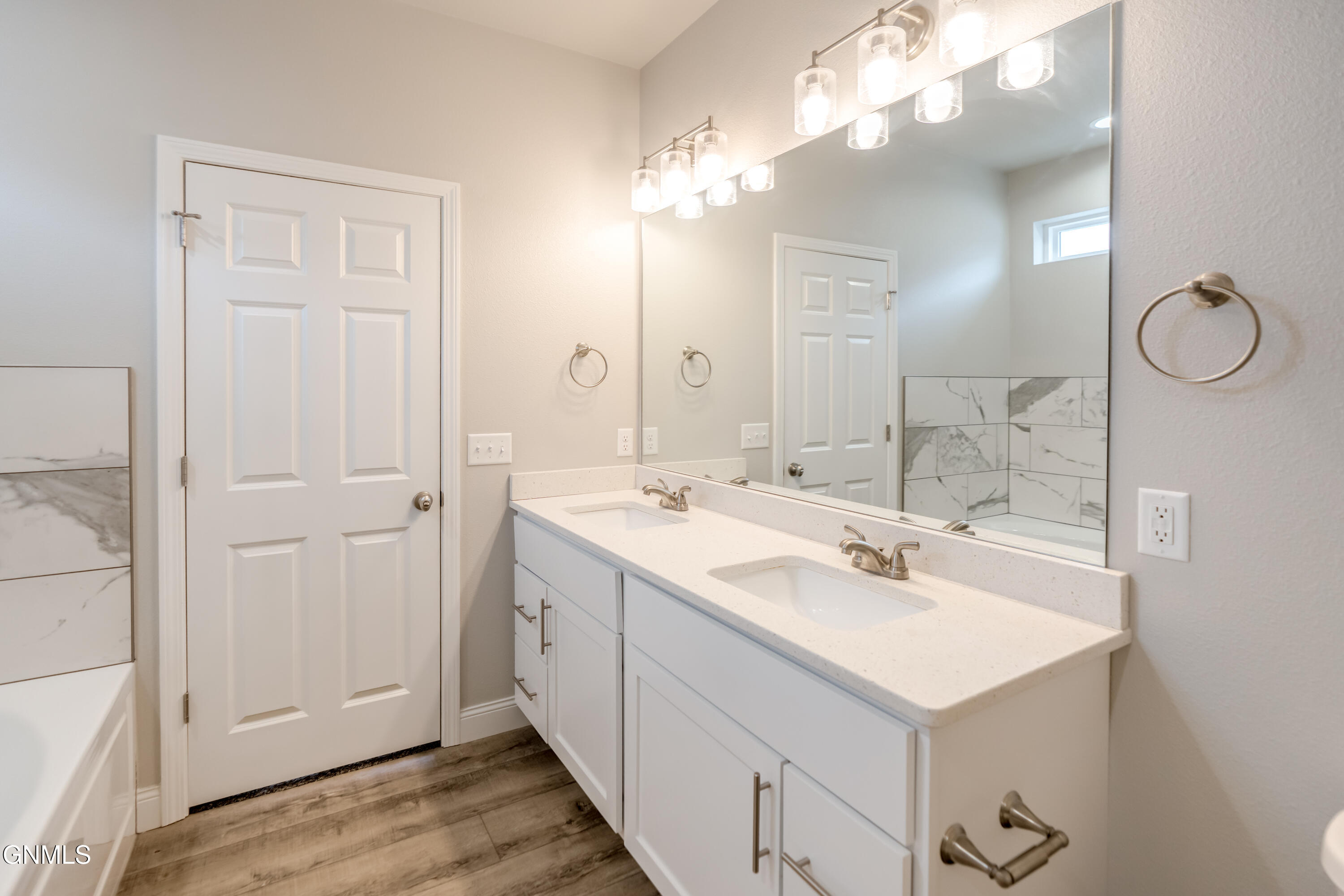 Bismarck, North Dakota, 58503, United States, 4 Bedrooms Bedrooms, ,3 BathroomsBathrooms,Residential,For Sale,2035327