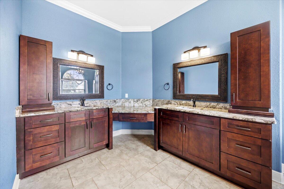 Navarre, Florida, 32566, United States, 3 Bedrooms Bedrooms, ,2 BathroomsBathrooms,Residential,For Sale,1933004