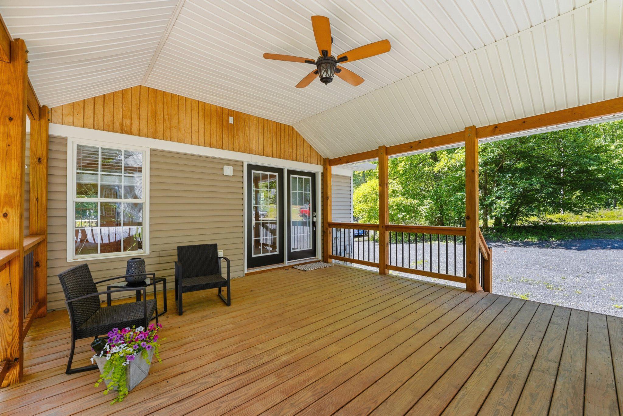Locust Dale, Virginia, 22948, United States, 3 Bedrooms Bedrooms, ,4 BathroomsBathrooms,Residential,For Sale,1996627