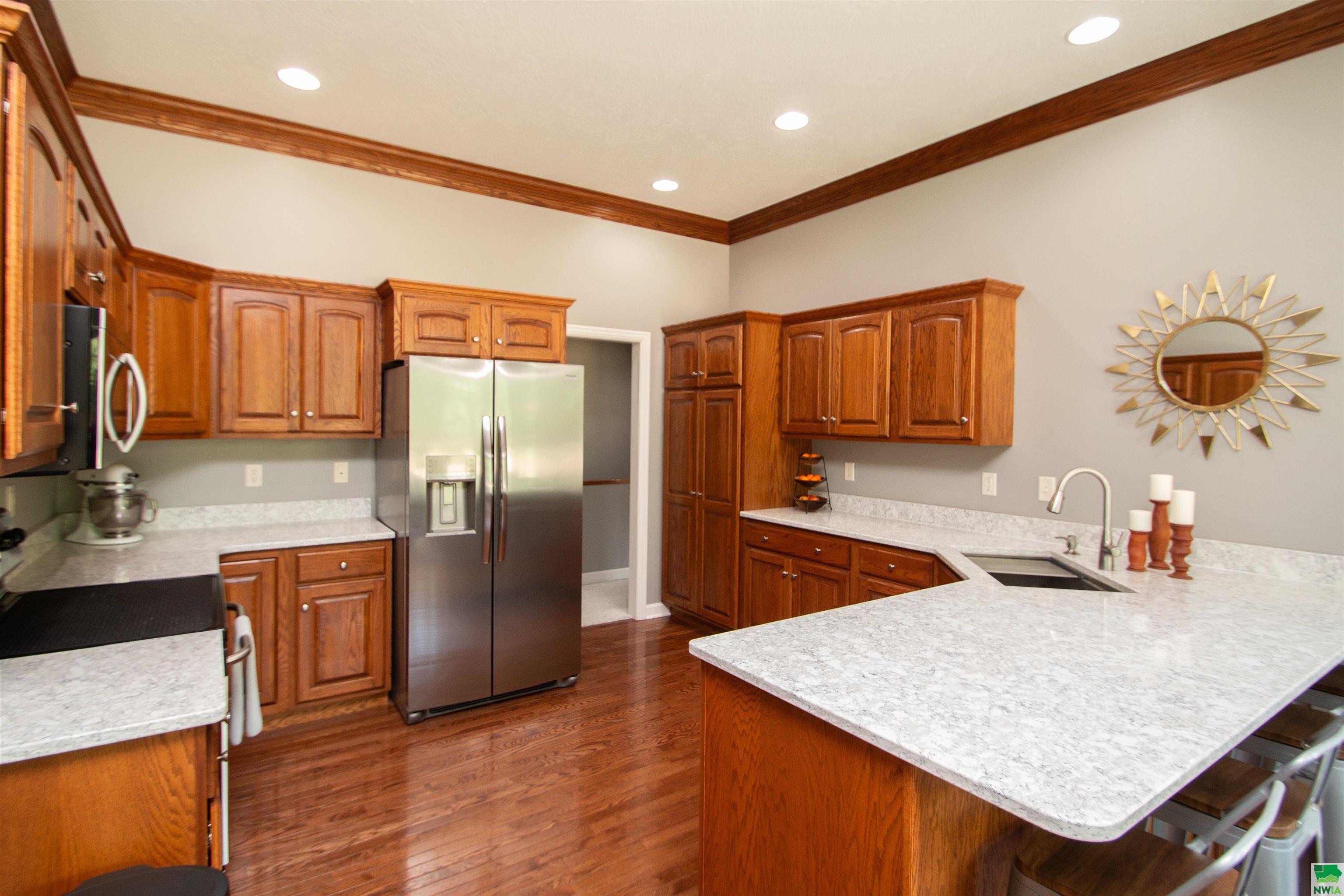 Dakota Dunes, South Dakota, 57049, United States, 4 Bedrooms Bedrooms, ,3 BathroomsBathrooms,Residential,For Sale,1937914