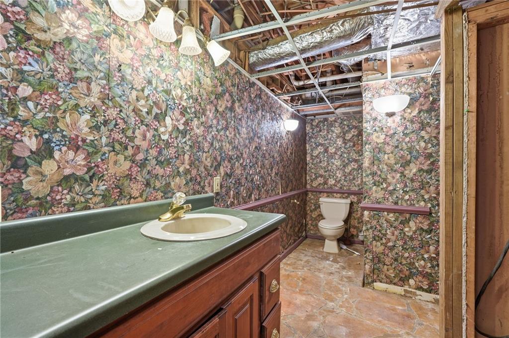 Lilburn, Georgia, 30047, United States, 4 Bedrooms Bedrooms, ,3 BathroomsBathrooms,Residential,For Sale,2005288