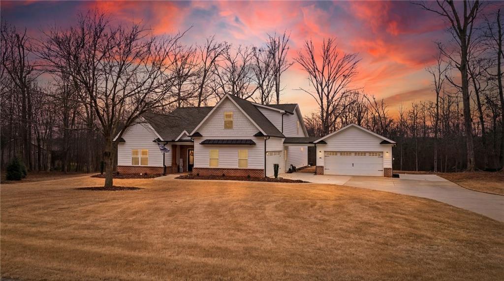 Jefferson, Georgia, 30549, United States, 4 Bedrooms Bedrooms, ,5 BathroomsBathrooms,Residential,For Sale,2023119