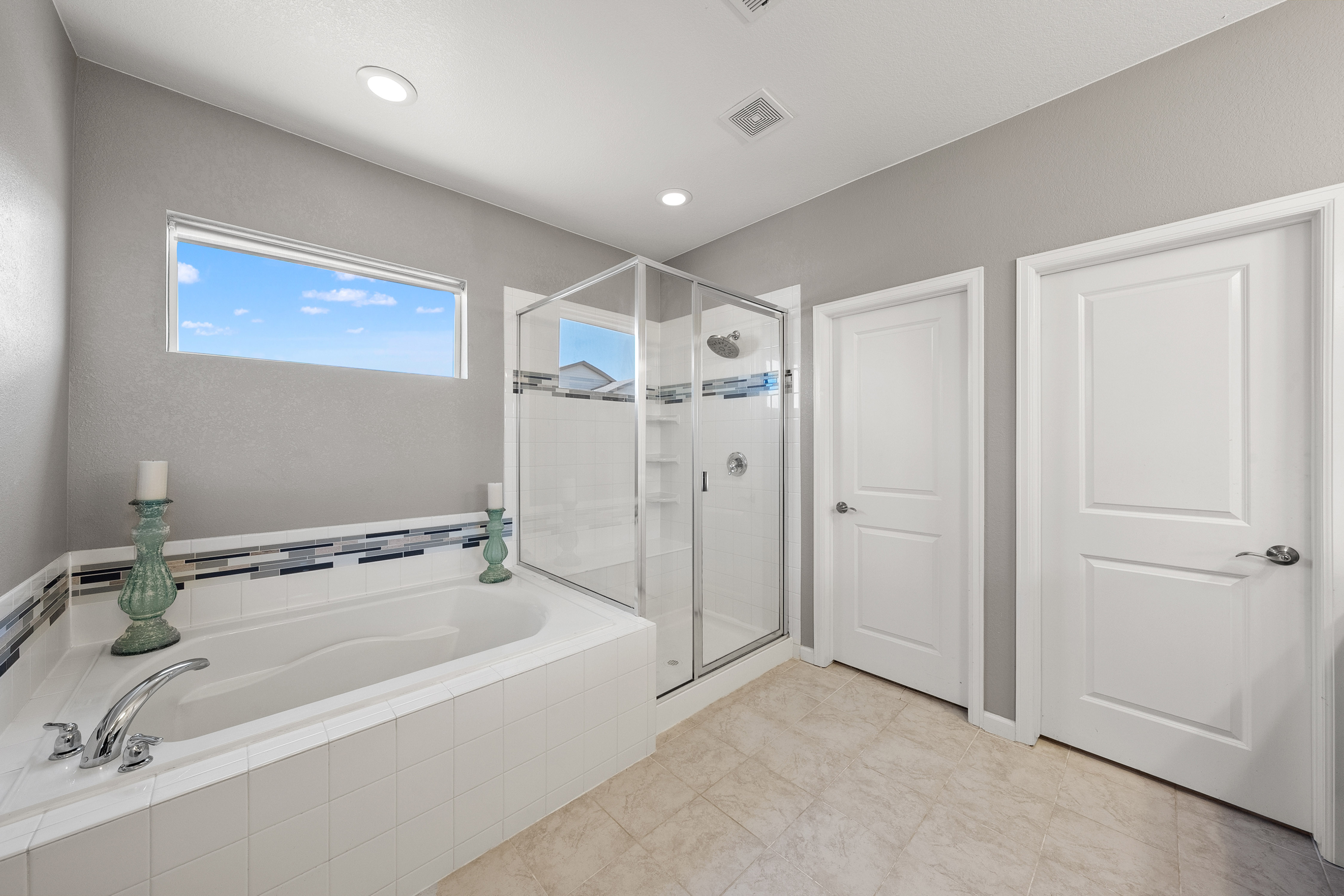  Set on an Impressive 0.35 Acre Homesite, the Outdoor Experience is Captivating - 物件實景