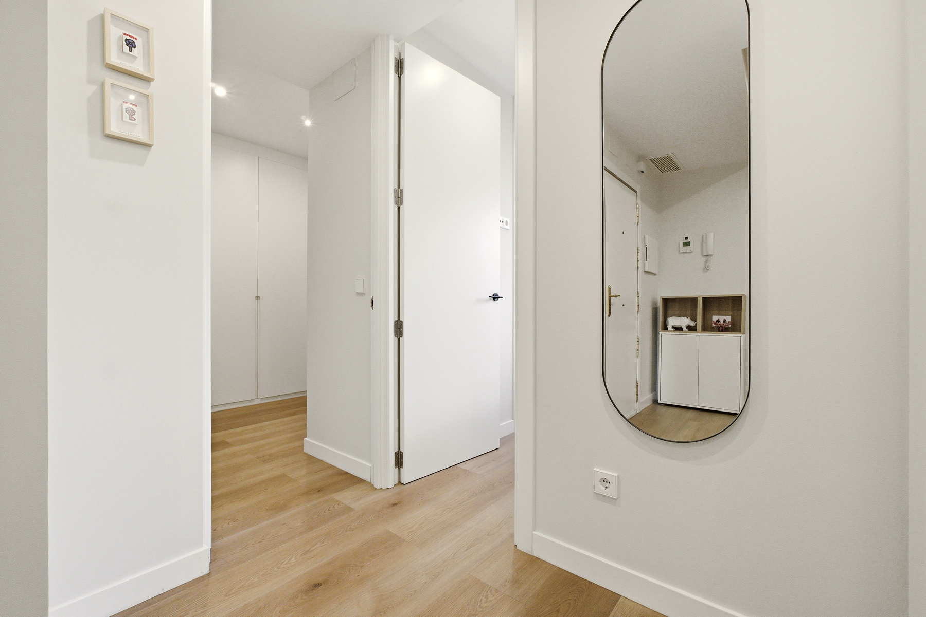  Modern flat with 2 bedrooms and Contemporary Design in City Center - 物件實景