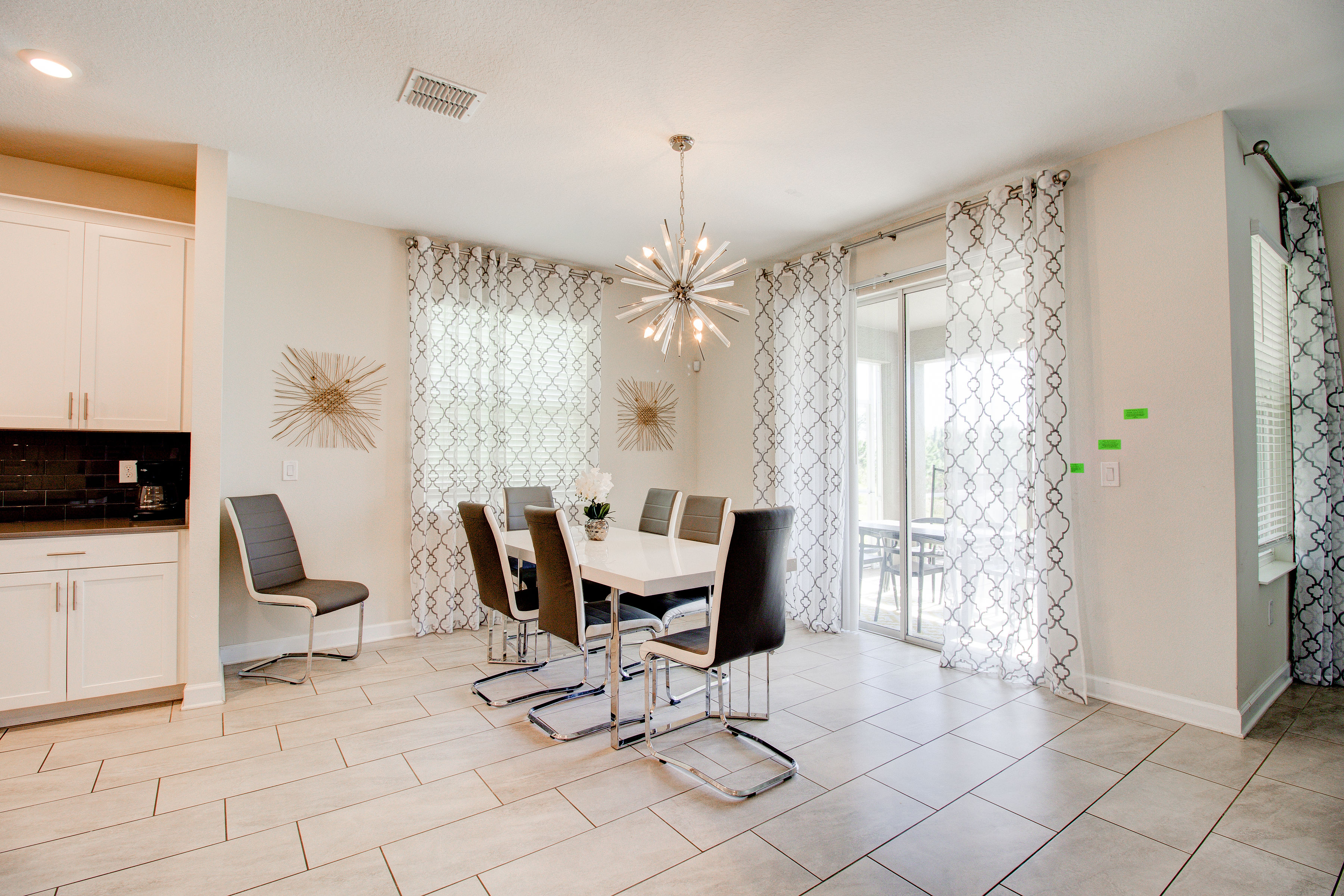 Davenport, Florida, 33896, United States, 6 Bedrooms Bedrooms, ,5 BathroomsBathrooms,Residential,For Sale,1805891