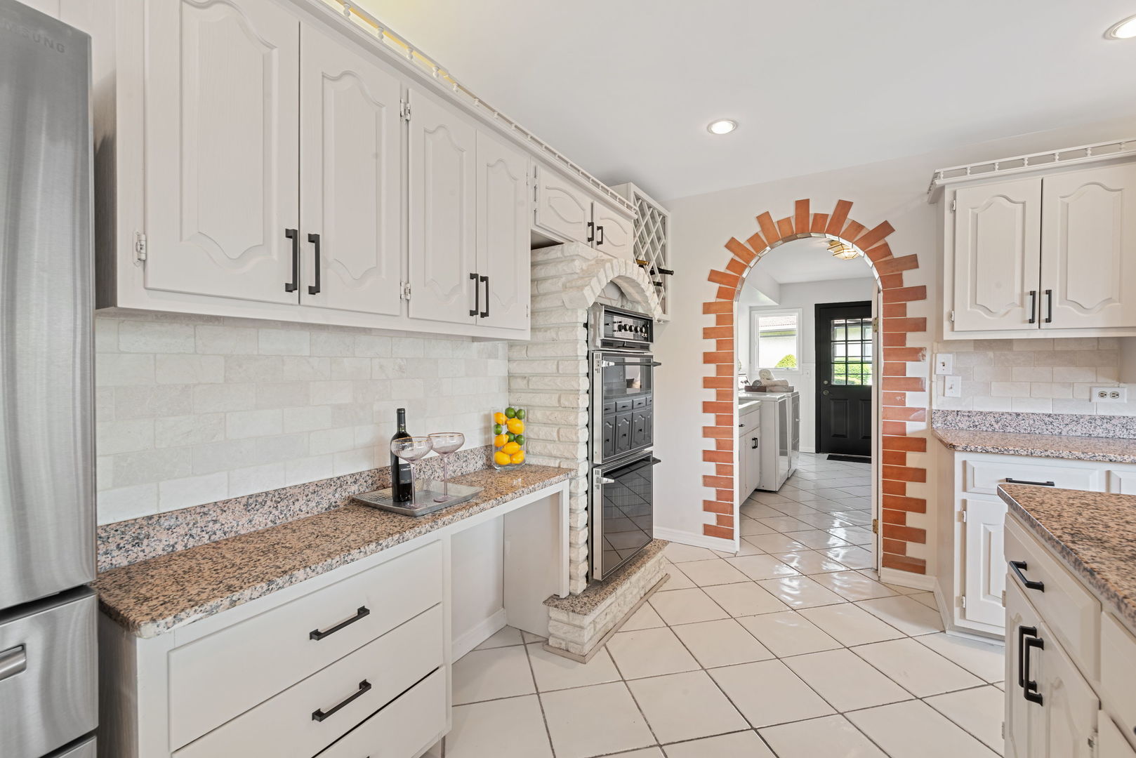 Oak Brook, Illinois, 60523, United States, 5 Bedrooms Bedrooms, ,6 BathroomsBathrooms,Residential,For Sale,1796873