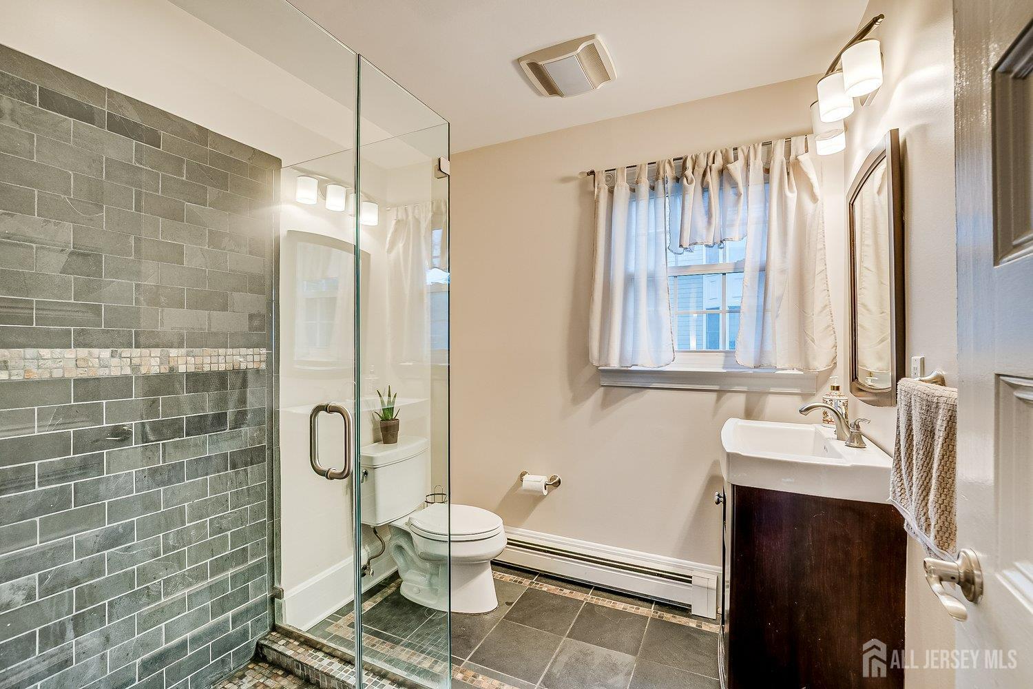 Metuchen, New Jersey, 08840, United States, 5 Bedrooms Bedrooms, ,3 BathroomsBathrooms,Residential,For Sale,1903678