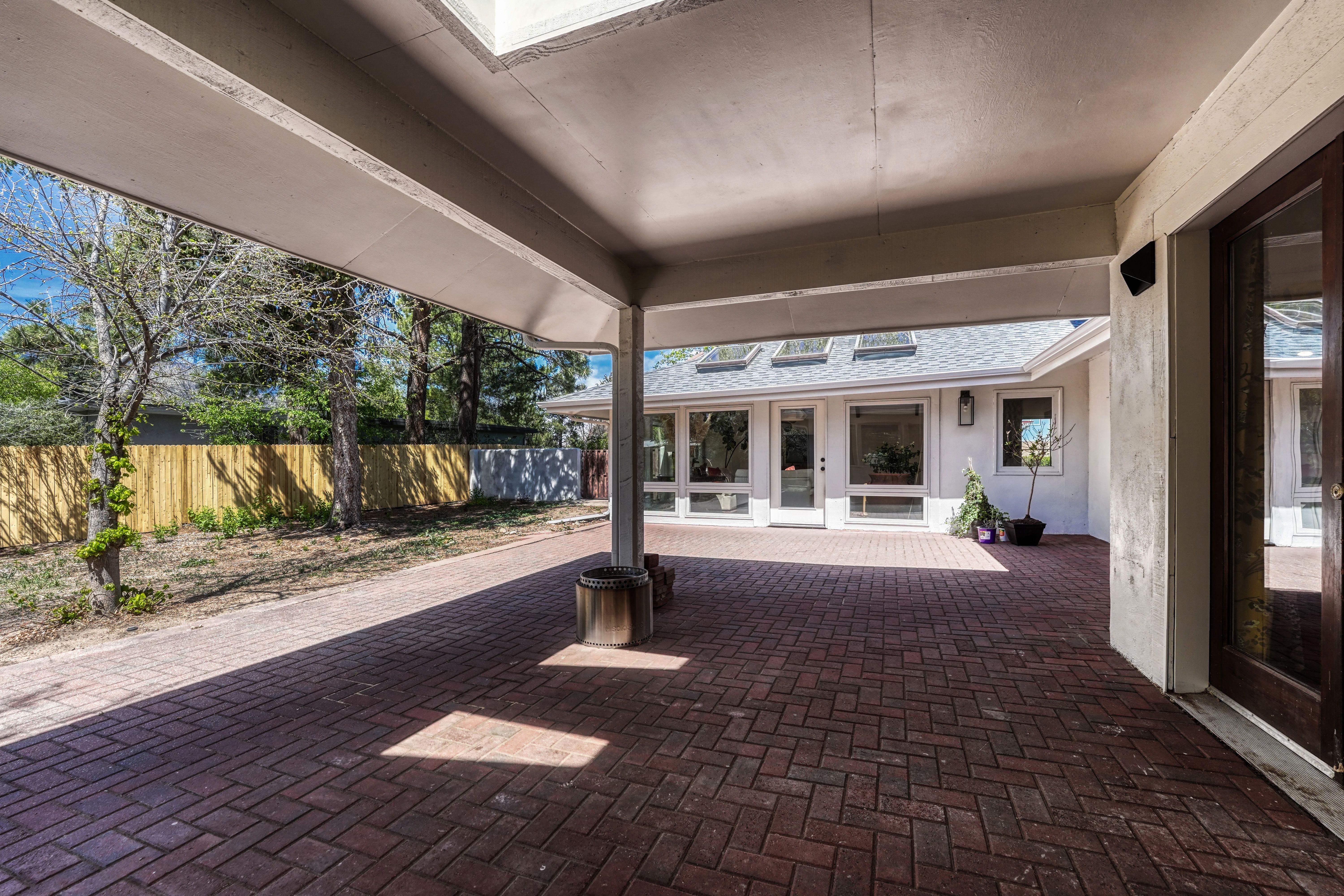  Elevated Broadmoor Masterpiece on Polo Drive - 物件實景