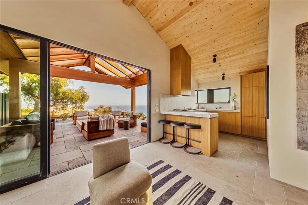 Malibu, California, 90265, United States, 7 Bedrooms Bedrooms, ,9 BathroomsBathrooms,Residential,For Sale,1838942