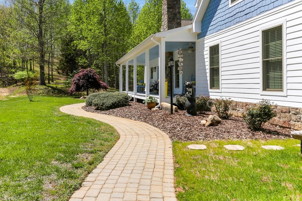 Warne, North Carolina, 28909, United States, 3 Bedrooms Bedrooms, ,3 BathroomsBathrooms,Residential,For Sale,1878165