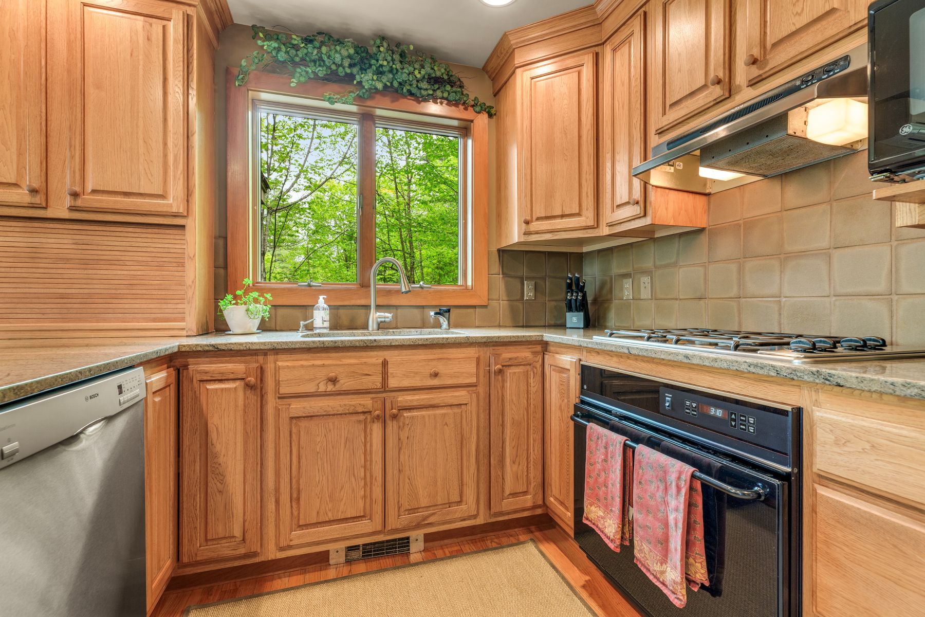  217 Forest Acres Road - 物件實景