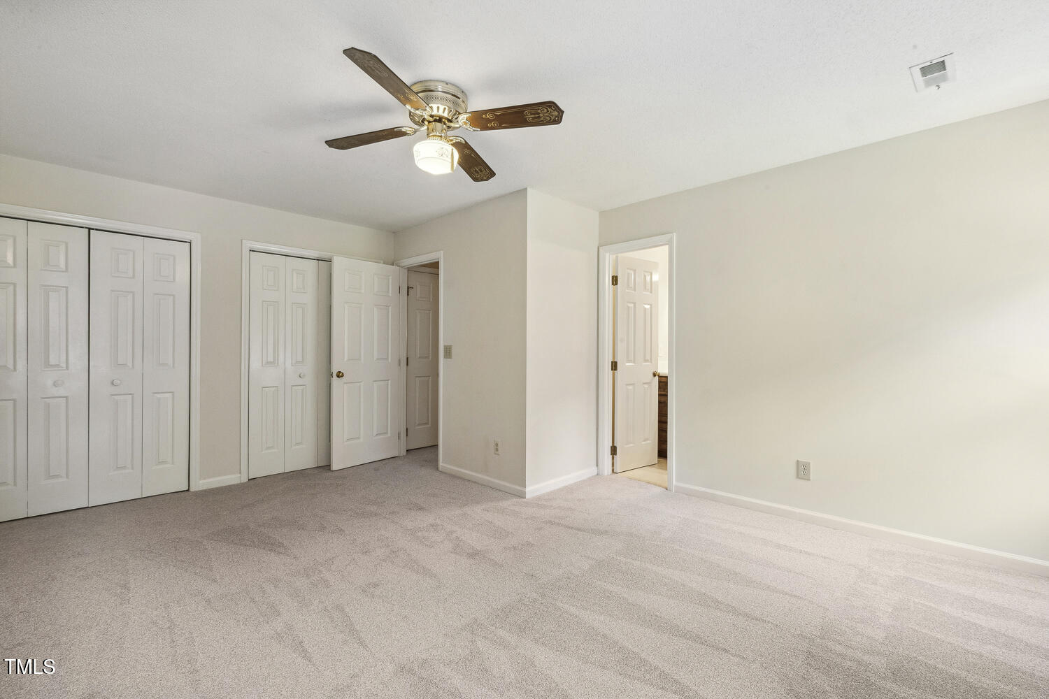 Fuquay Varina, North Carolina, 27526, United States, 3 Bedrooms Bedrooms, ,3 BathroomsBathrooms,Residential,For Sale,1879363
