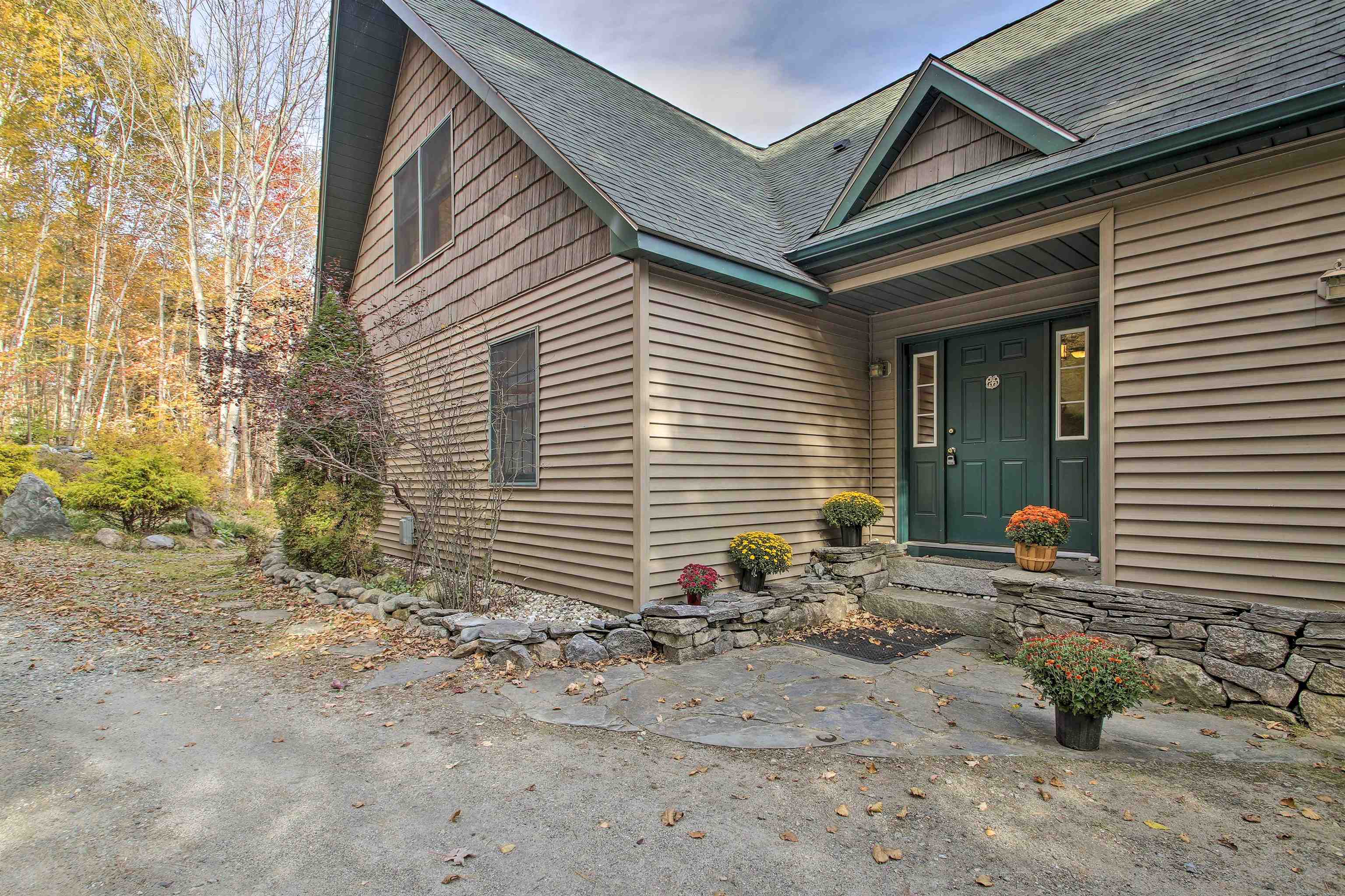 Easton, New Hampshire, 03580, United States, 3 Bedrooms Bedrooms, ,2 BathroomsBathrooms,Residential,For Sale,1846634