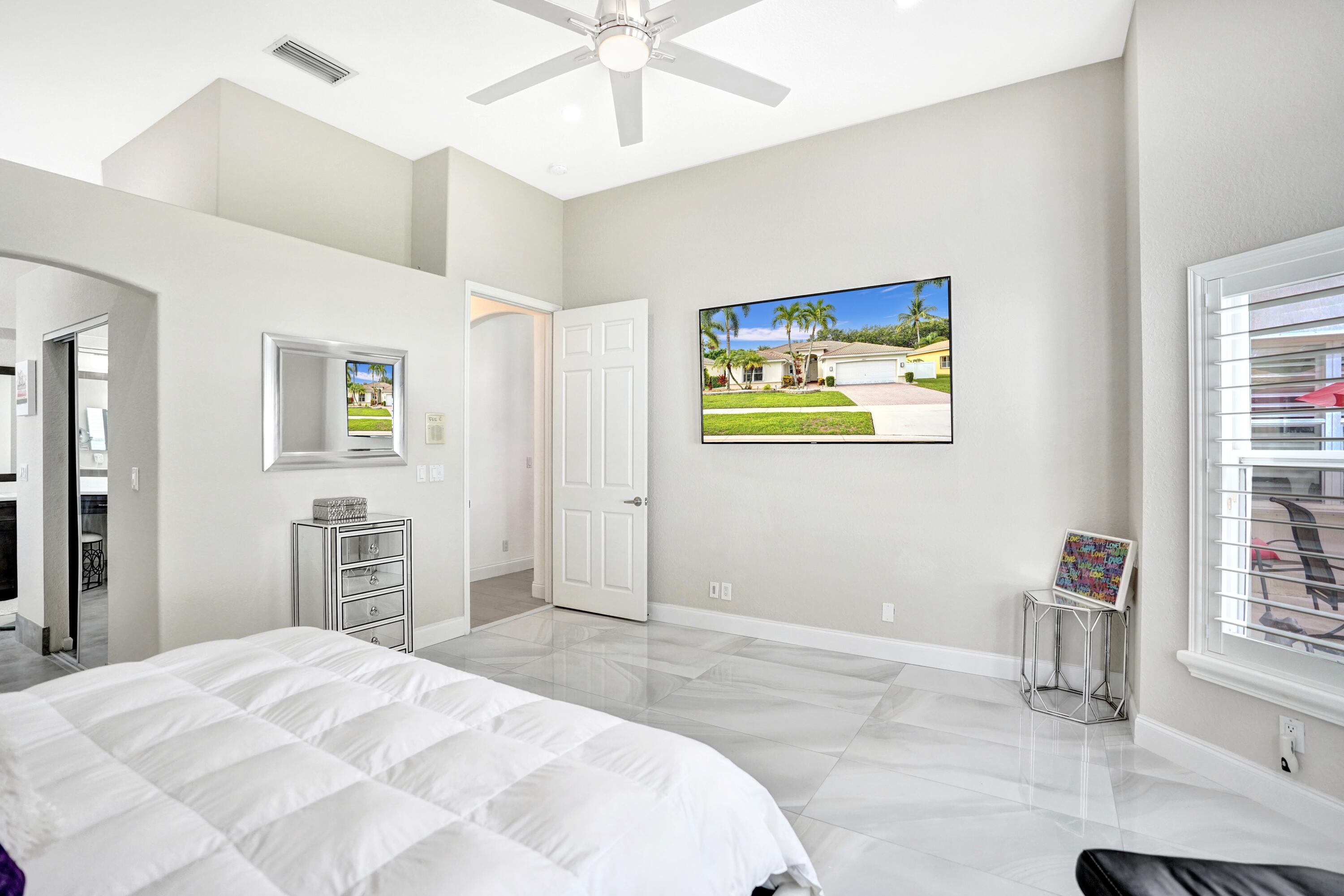 Lake Worth, Florida, 33463, United States, 3 Bedrooms Bedrooms, ,3 BathroomsBathrooms,Residential,For Sale,1905874