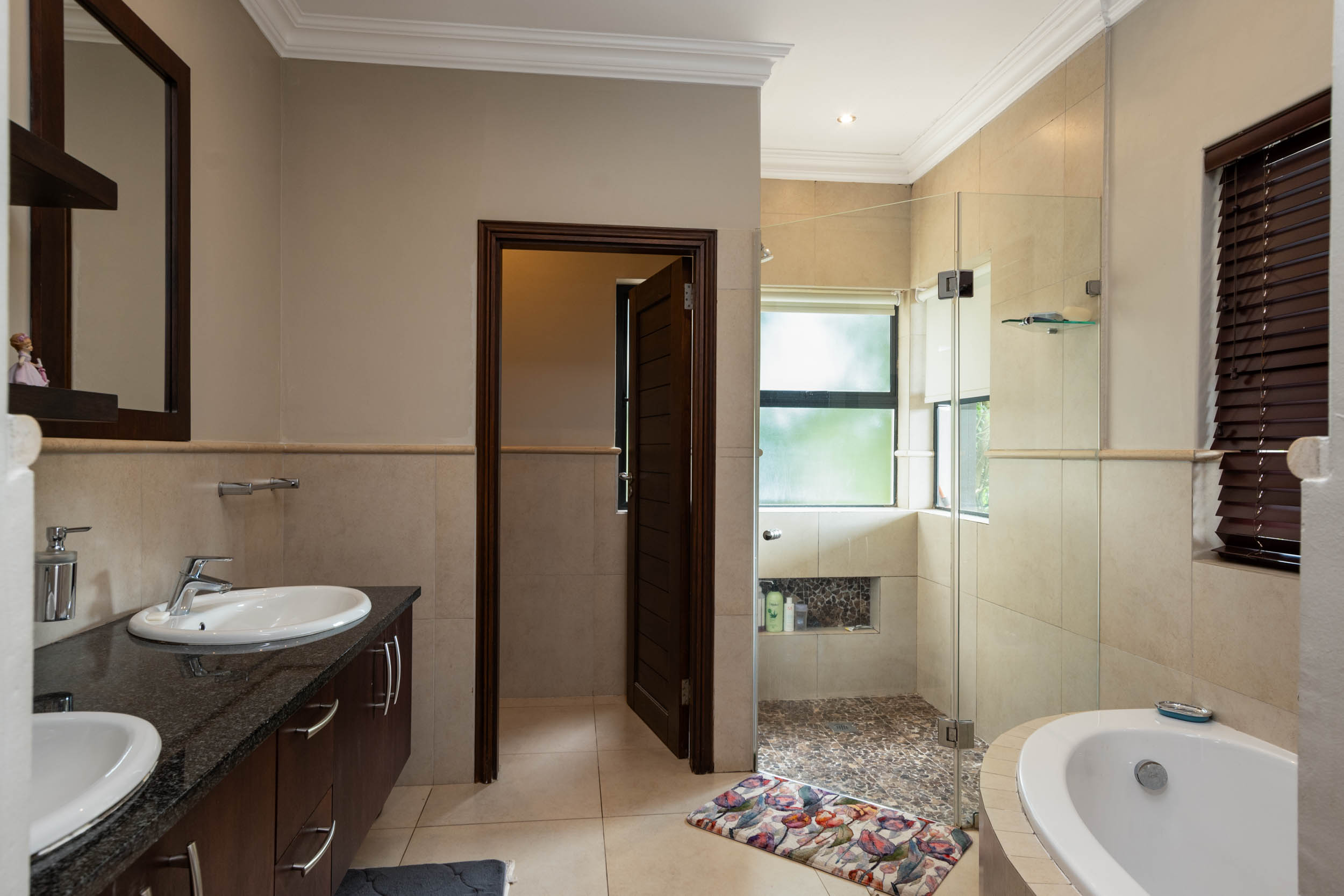  Luxury 4-Bedroom Residence with Forest & Dam Views in Simbithi Eco Estate, Balli - 物件實景