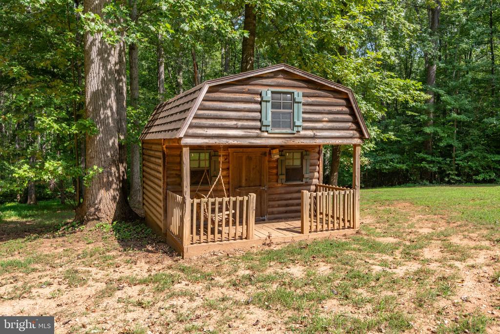Fredericksburg, Virginia, 22406, United States, 4 Bedrooms Bedrooms, ,3 BathroomsBathrooms,Residential,For Sale,1914060