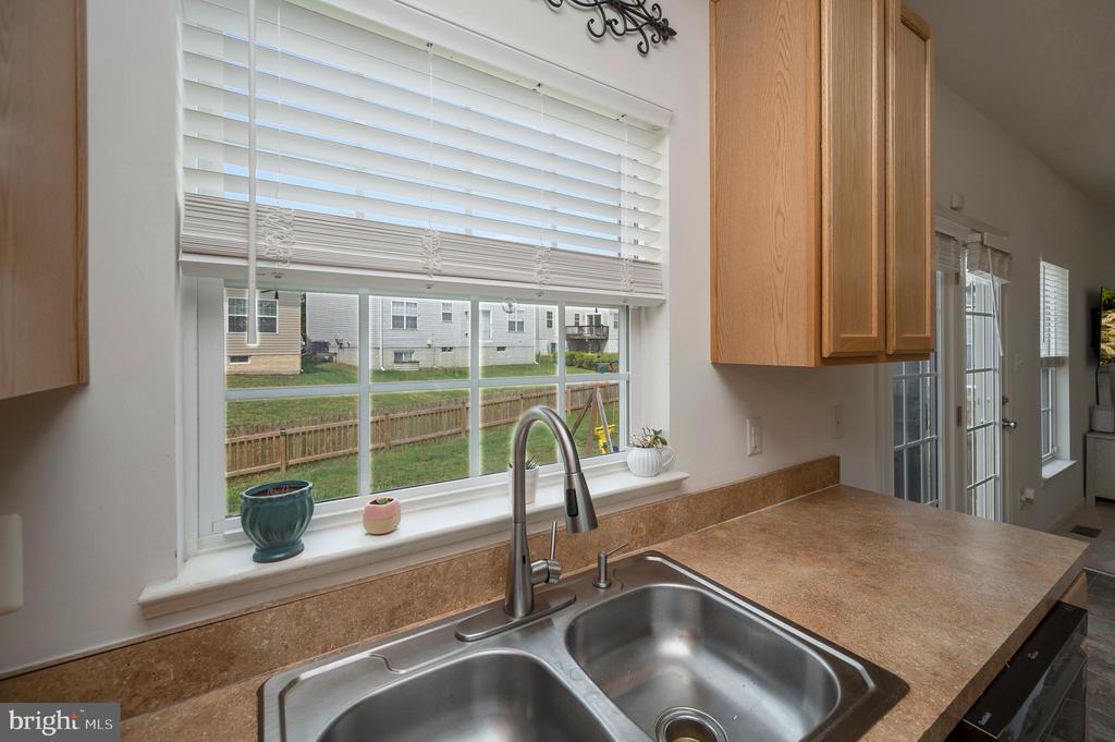 Fredericksburg, Virginia, 22407, United States, 4 Bedrooms Bedrooms, ,4 BathroomsBathrooms,Residential,For Sale,2049321
