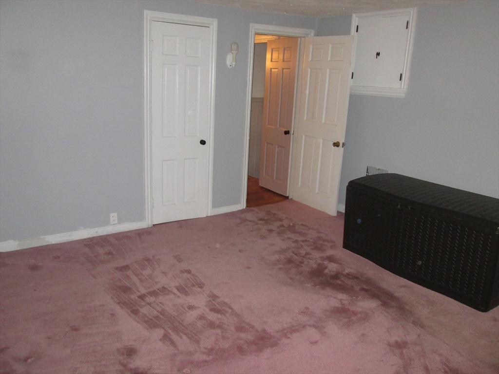 Melrose, Massachusetts, 02176, United States, 4 Bedrooms Bedrooms, ,2 BathroomsBathrooms,Residential,For Sale,1950992