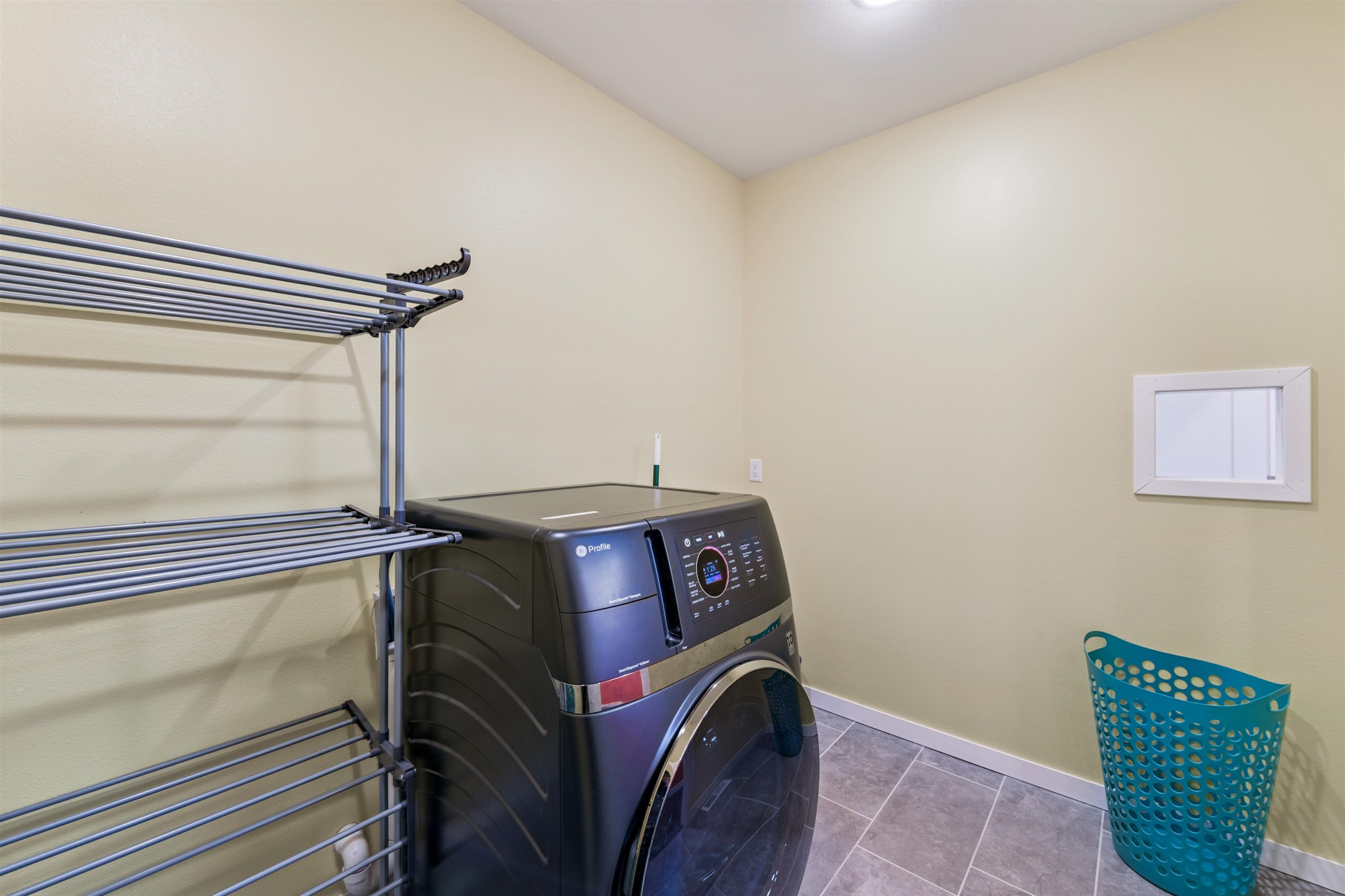 Duluth, Minnesota, 55804, United States, 5 Bedrooms Bedrooms, ,2 BathroomsBathrooms,Residential,For Sale,1950854