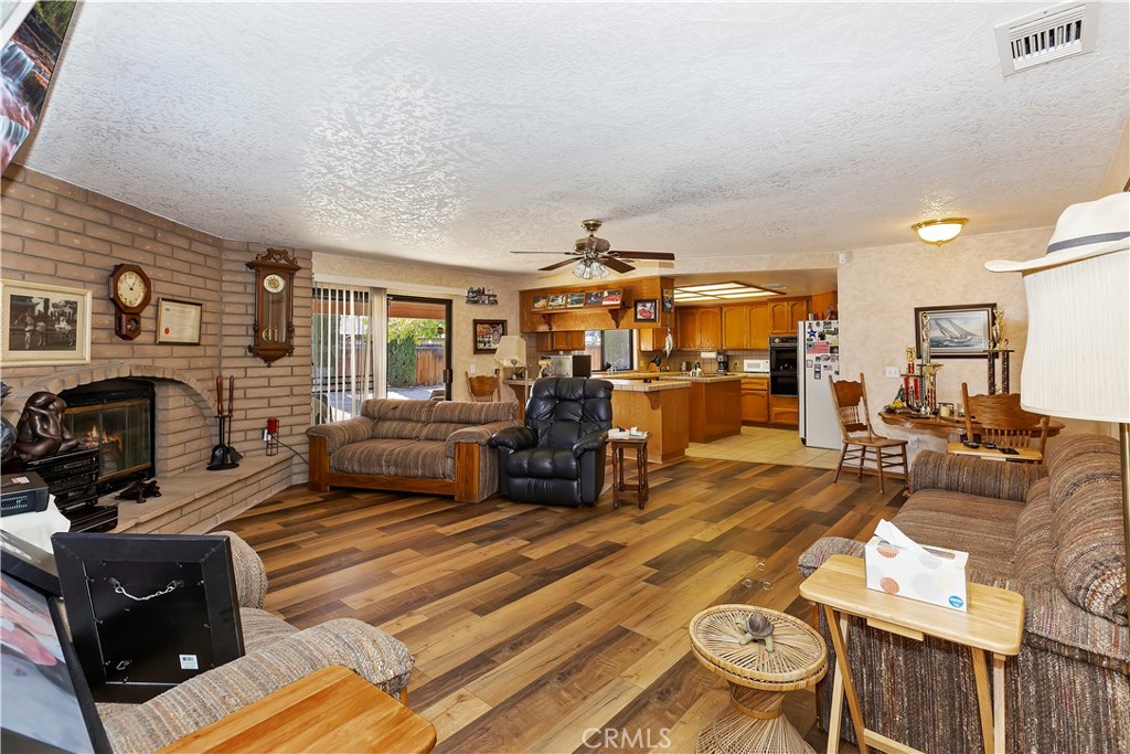 Apple Valley, California, 92308, United States, 3 Bedrooms Bedrooms, ,2 BathroomsBathrooms,Residential,For Sale,1864645