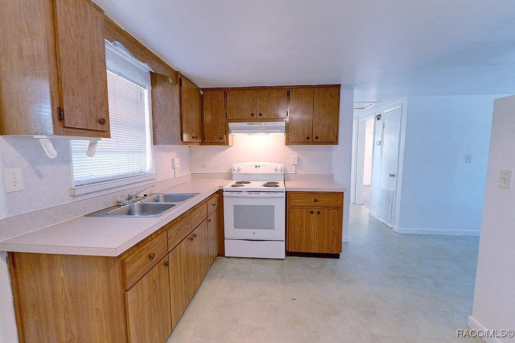 Crystal River, Florida, 34429, United States, ,Residential,For Sale,1977748