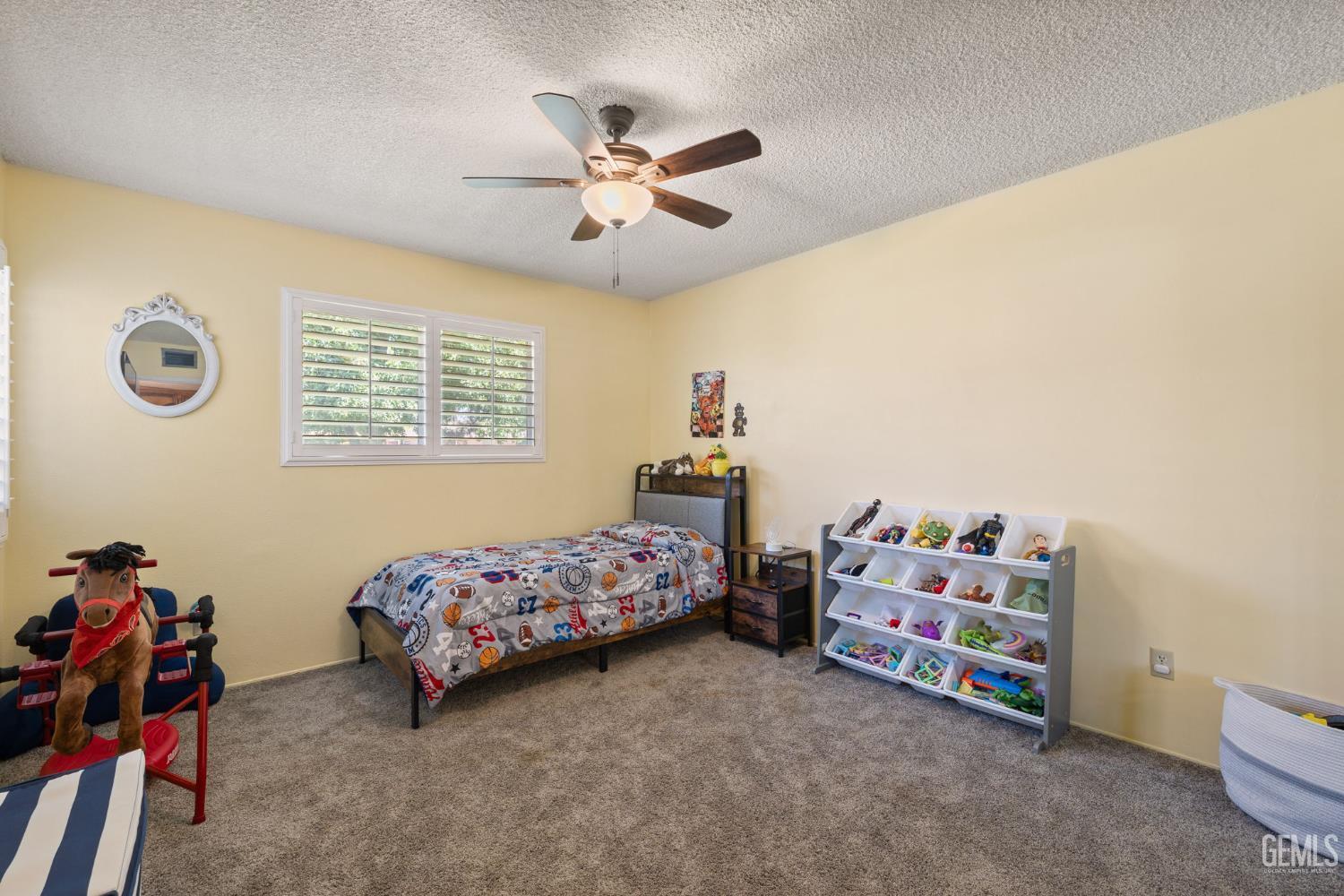 Bakersfield, California, 93309, United States, 3 Bedrooms Bedrooms, ,3 BathroomsBathrooms,Residential,For Sale,1882535