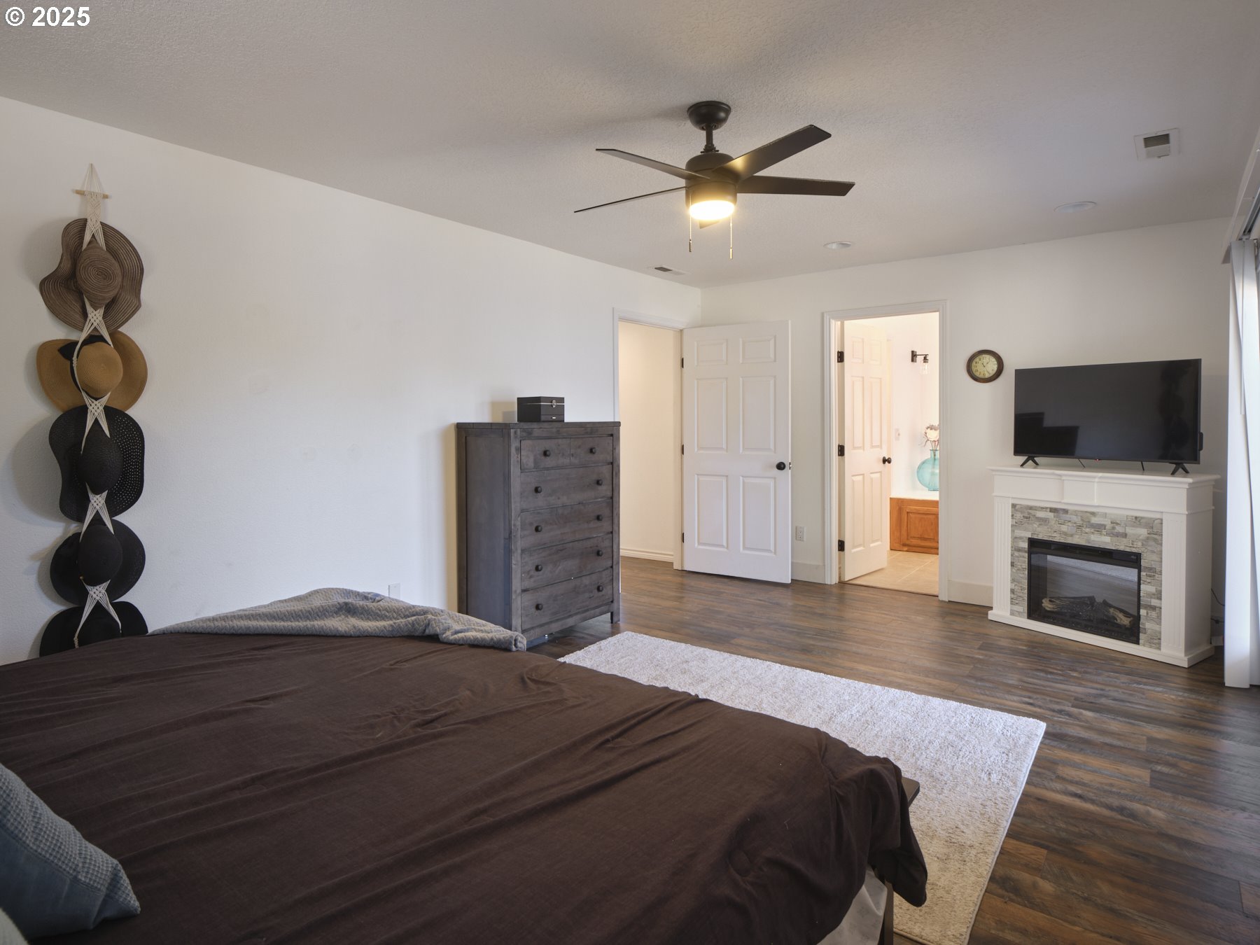 Brush Prairie, Washington, 98606, United States, 3 Bedrooms Bedrooms, ,3 BathroomsBathrooms,Residential,For Sale,2002290