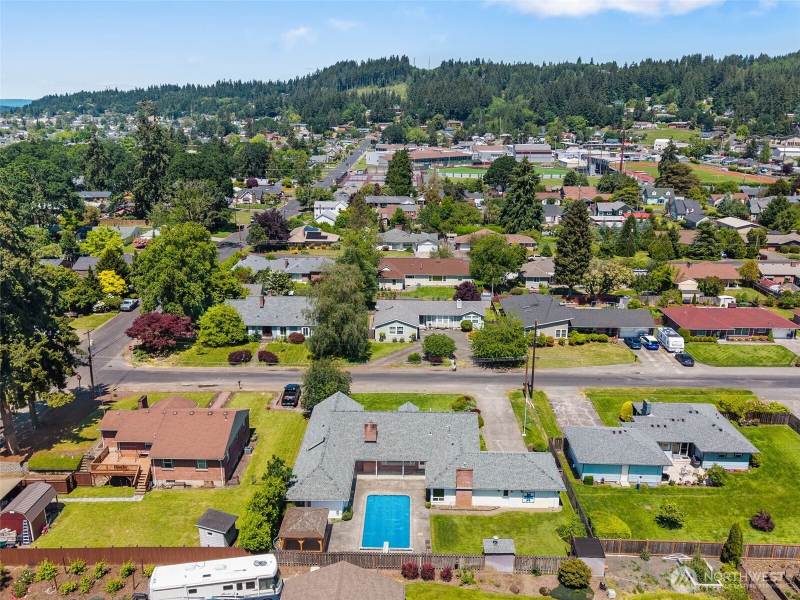 Chehalis, Washington, 98532, United States, 4 Bedrooms Bedrooms, ,3 BathroomsBathrooms,Residential,For Sale,2049062