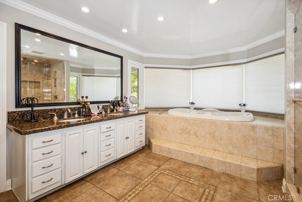 San Dimas, California, 91773, United States, 4 Bedrooms Bedrooms, ,3 BathroomsBathrooms,Residential,For Sale,1983533