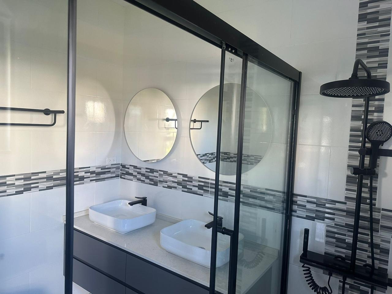 St. Ann, JM, 3 Bedrooms Bedrooms, ,4 BathroomsBathrooms,Residential,For Sale,1902046