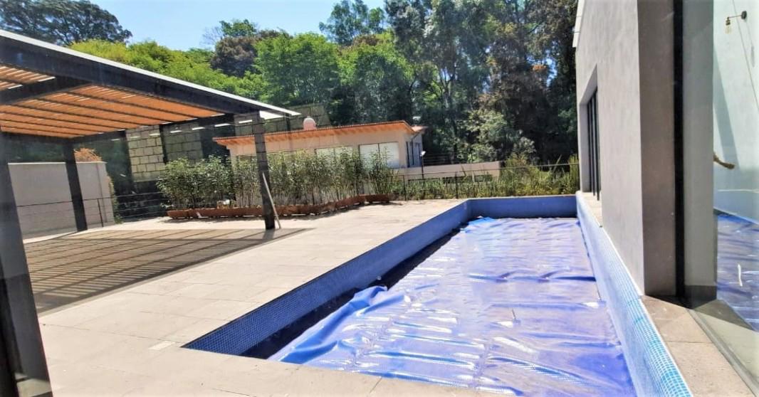 Valle de Bravo, Estado de México, 51200, Mexico, 3 Bedrooms Bedrooms, ,4 BathroomsBathrooms,Residential,For Sale,1739246