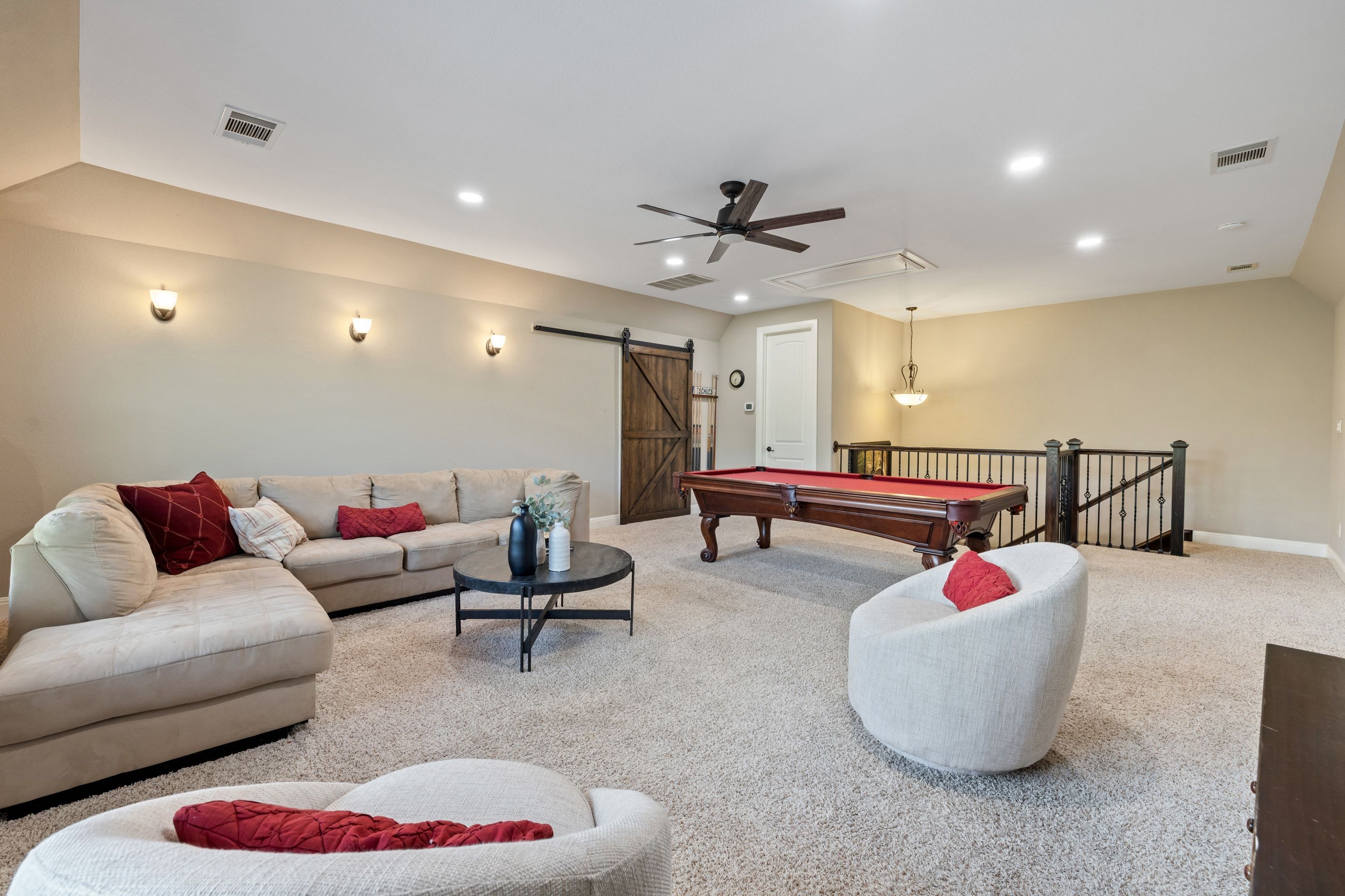  Refined Rocky Creek Living with Private Backyard Oasis - 物件實景