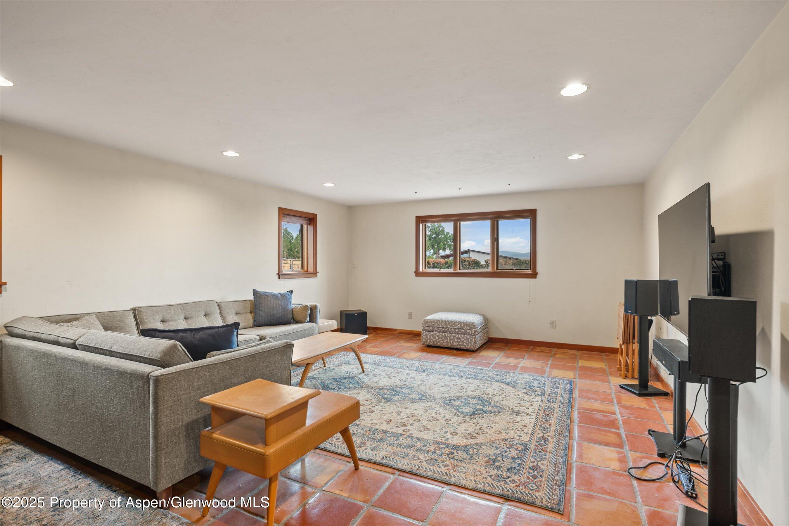 Silt, Colorado, 81652, United States, 3 Bedrooms Bedrooms, ,2 BathroomsBathrooms,Residential,For Sale,1901039