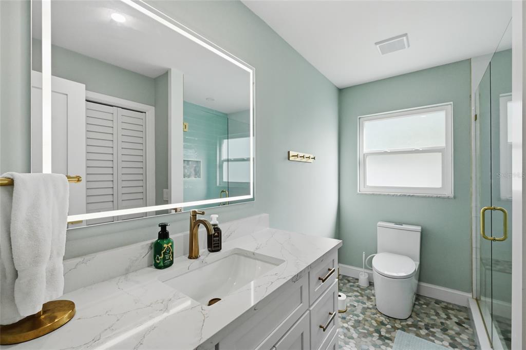 Holmes Beach, Florida, 34217, United States, 2 Bedrooms Bedrooms, ,2 BathroomsBathrooms,Residential,For Sale,2003450