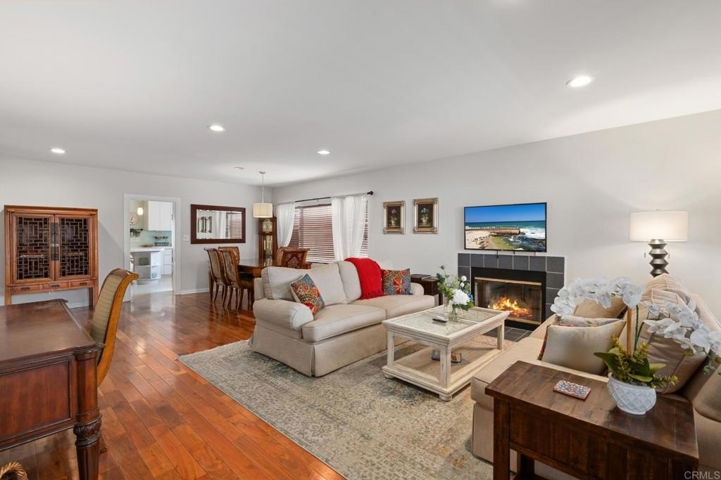 Coronado, California, 92118, United States, 4 Bedrooms Bedrooms, ,2 BathroomsBathrooms,Residential,For Sale,1758877