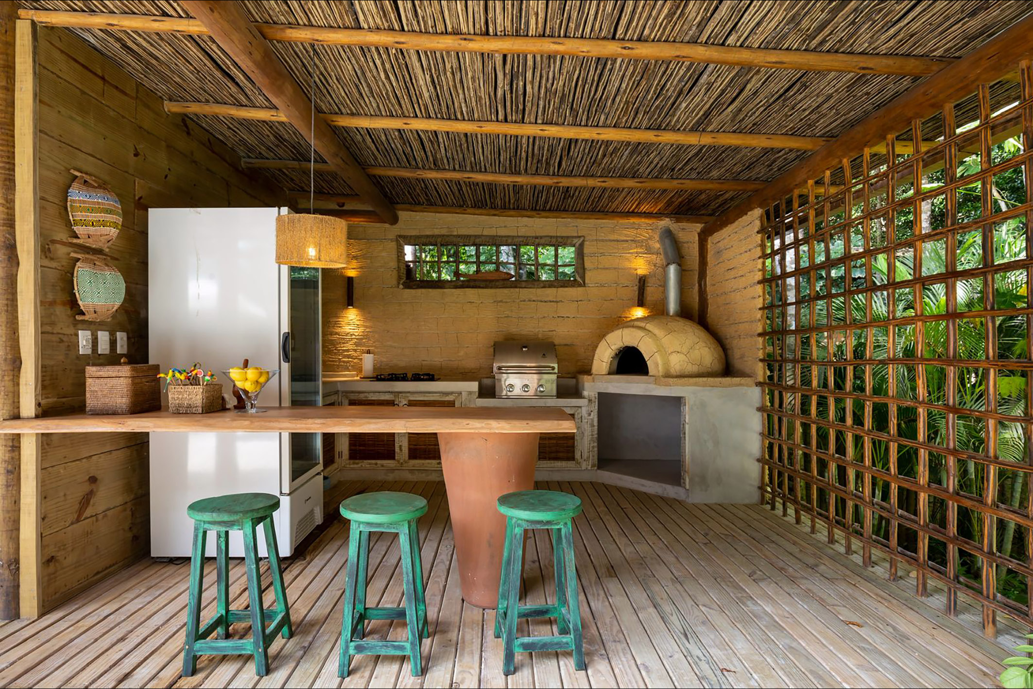  Refined residence with sophisticated interiors and native forest views - 物件實景