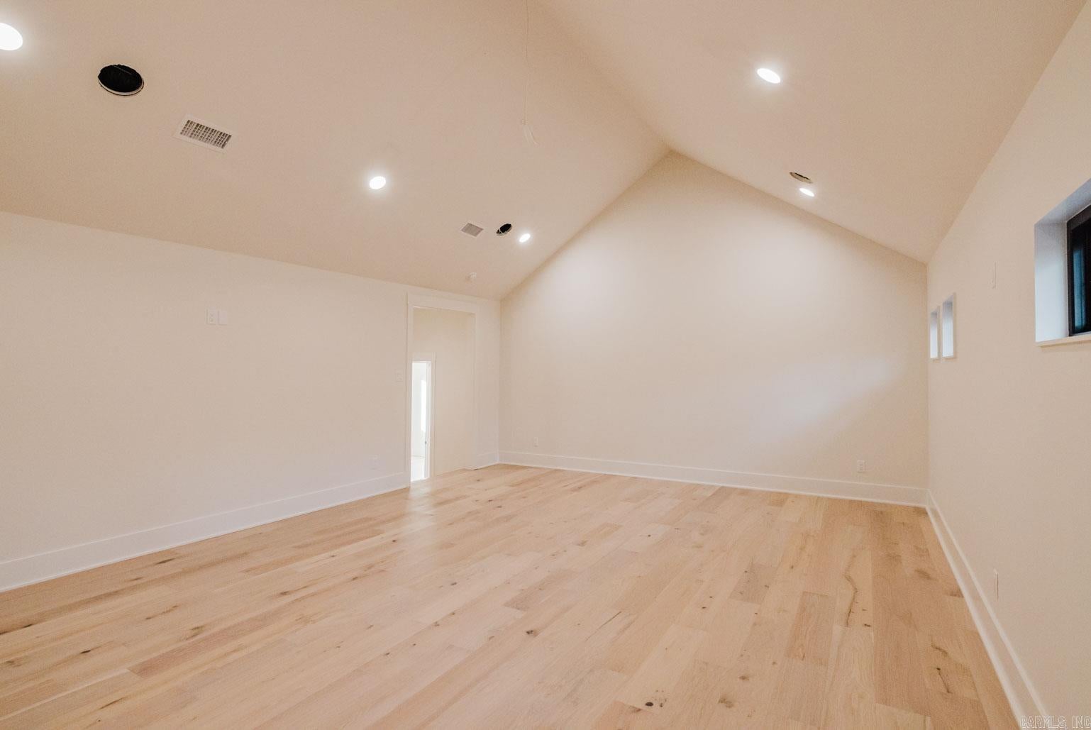 Benton, Arkansas, 72019, United States, 4 Bedrooms Bedrooms, ,4 BathroomsBathrooms,Residential,For Sale,2005771