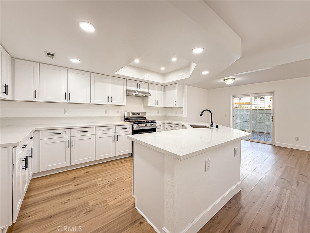 Camarillo, California, 93010, United States, 3 Bedrooms Bedrooms, ,3 BathroomsBathrooms,Residential,For Sale,2001647