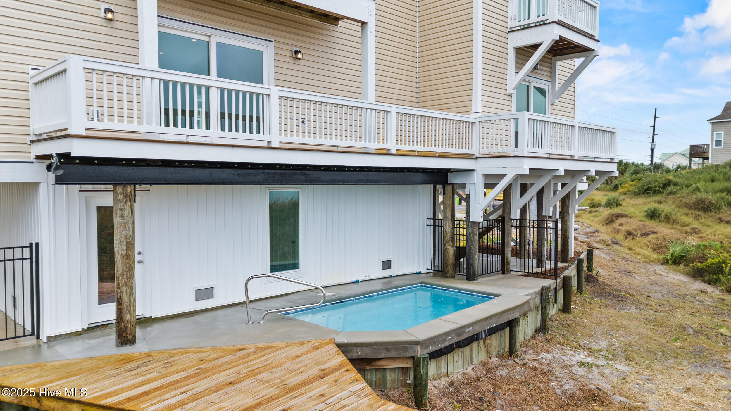 North Topsail Beach, North Carolina, 28460, United States, 7 Bedrooms Bedrooms, ,6 BathroomsBathrooms,Residential,For Sale,1991057