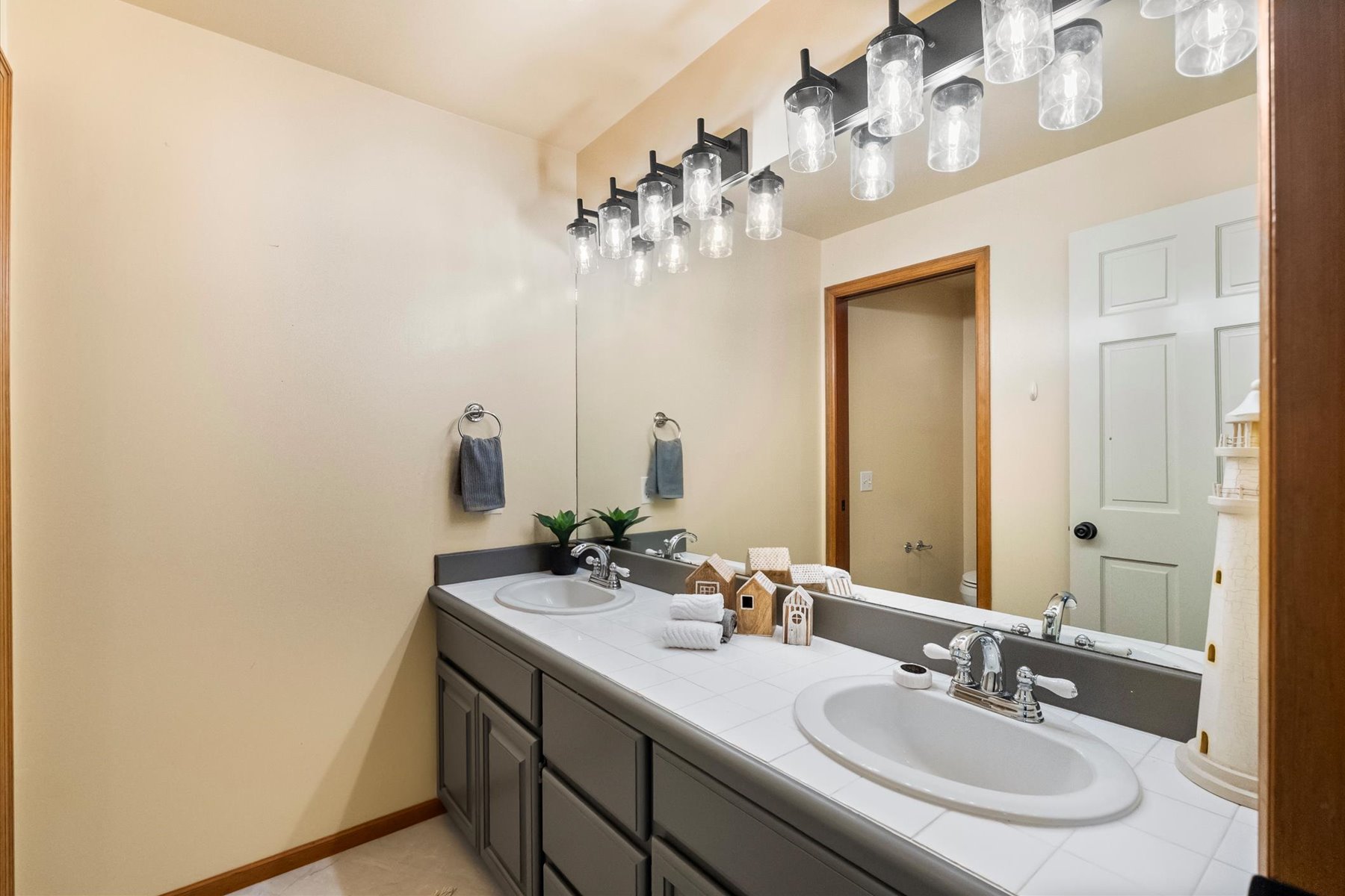  21310 NE 101st Ct, Redmond, WA 98053 - 物件實景