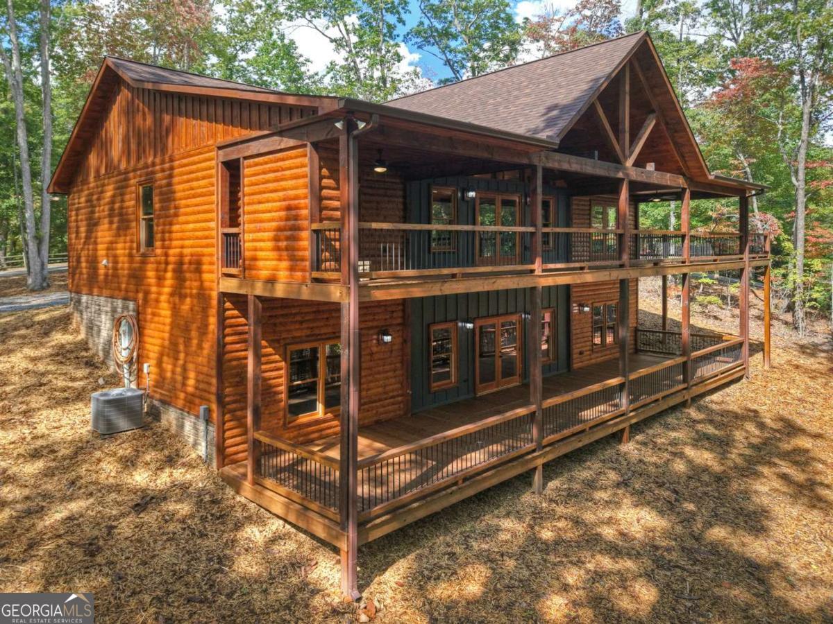 Mineral Bluff, Georgia, 30559, United States, 4 Bedrooms Bedrooms, ,3 BathroomsBathrooms,Residential,For Sale,1953932