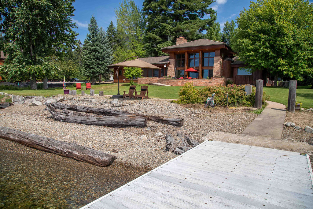 Hope, Idaho, 83836, United States, 3 Bedrooms Bedrooms, ,3 BathroomsBathrooms,Residential,For Sale,1975578