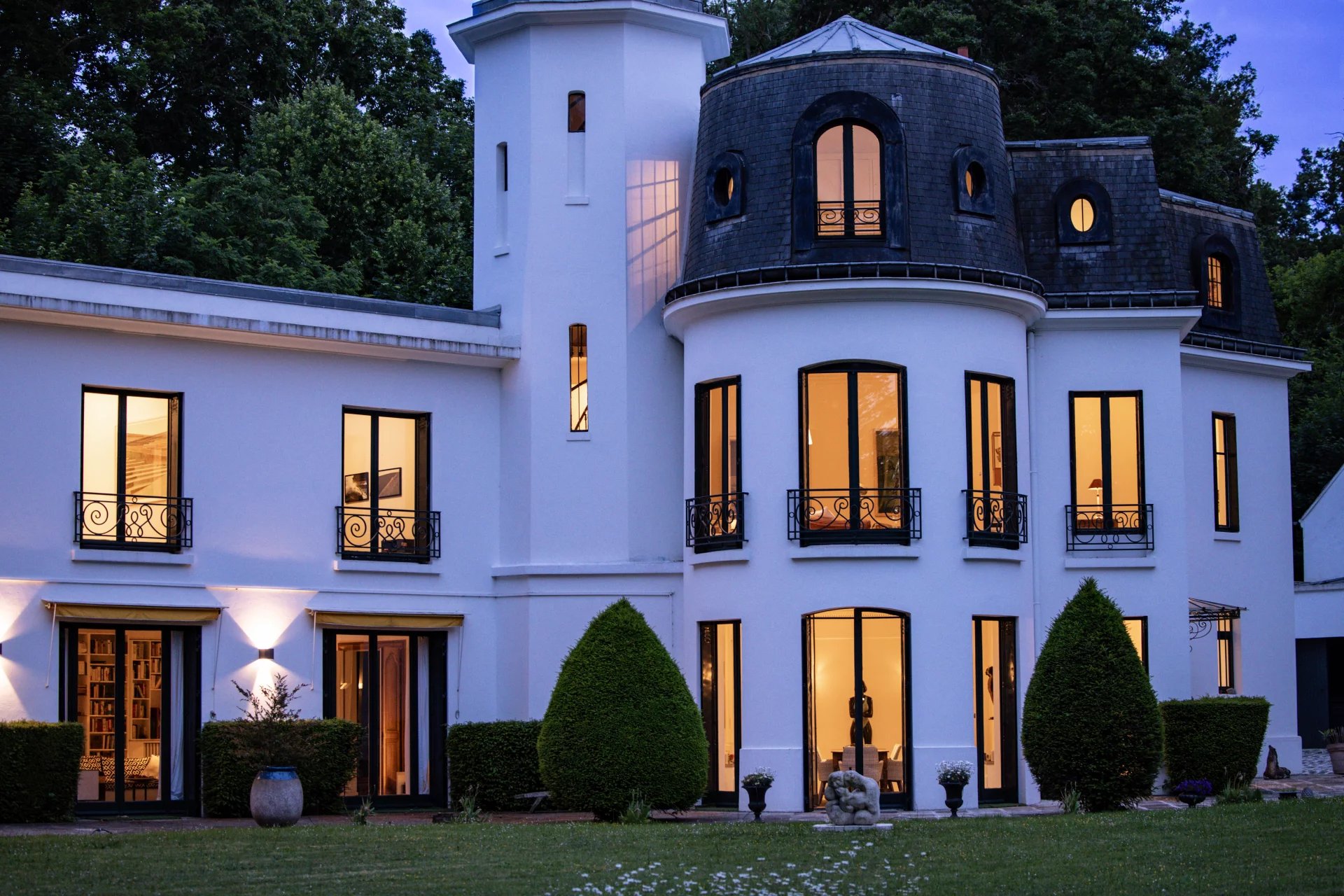 Marnes-la-Coquette, Île-de-France, 92430, FR, ,Residential,For Sale,1838413