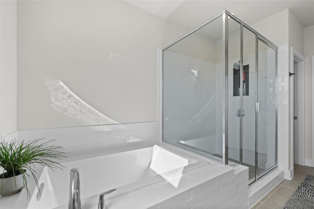 Cumming, Georgia, 30041, United States, 3 Bedrooms Bedrooms, ,4 BathroomsBathrooms,Residential,For Sale,1991085