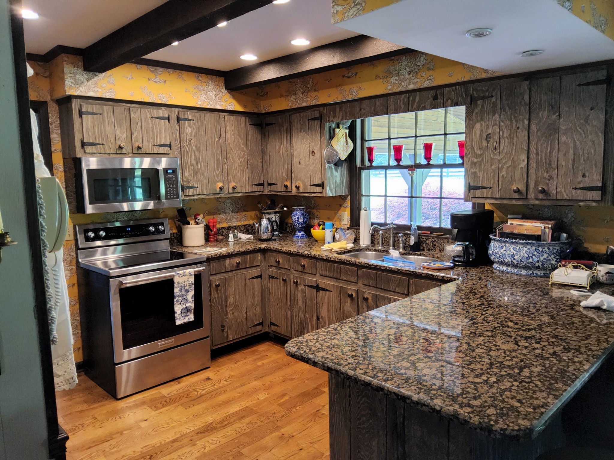 Goodlettsville, Tennessee, 37072, United States, 4 Bedrooms Bedrooms, ,3 BathroomsBathrooms,Residential,For Sale,2042958