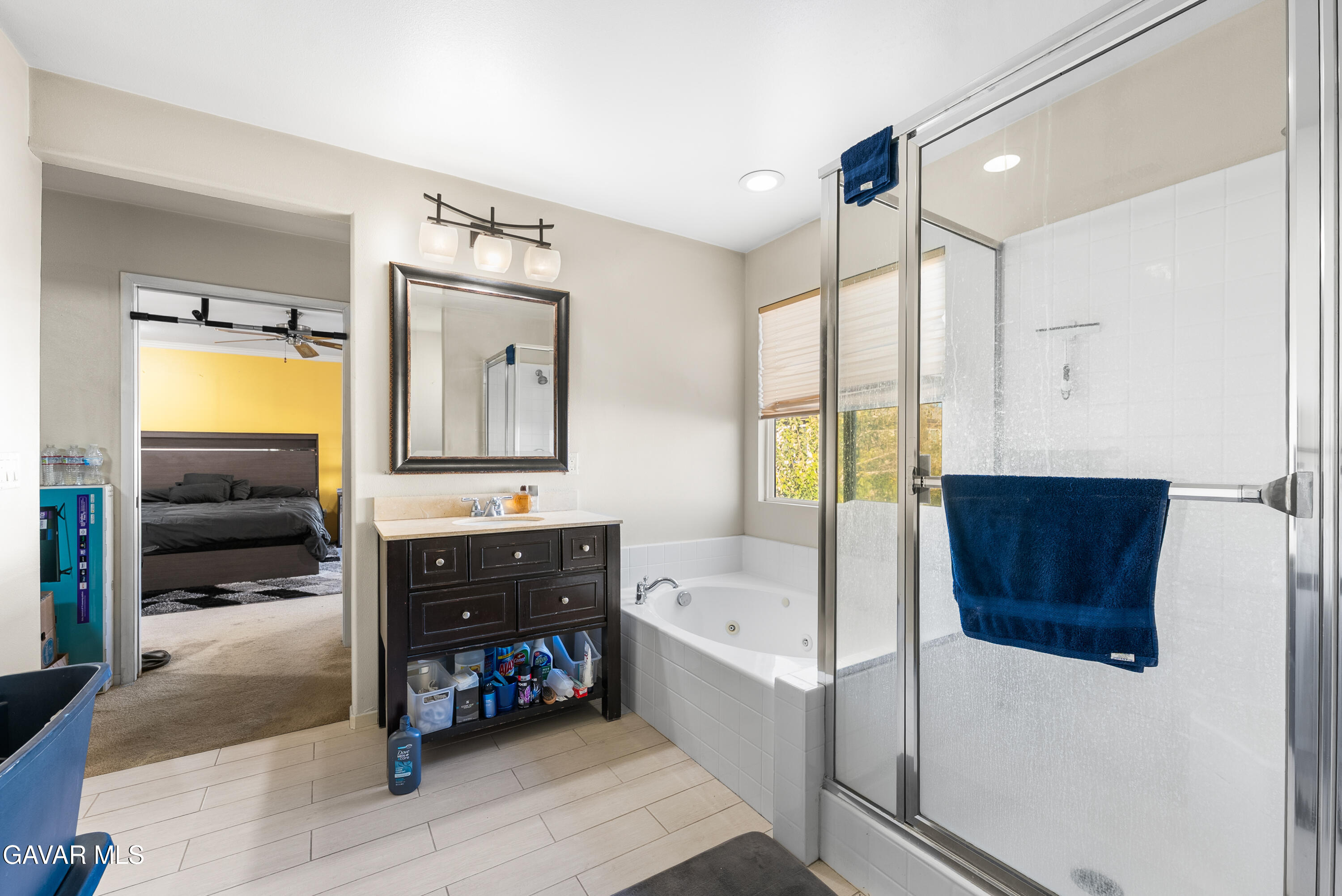 Lancaster, California, 93536, United States, 5 Bedrooms Bedrooms, ,3 BathroomsBathrooms,Residential,For Sale,1996467