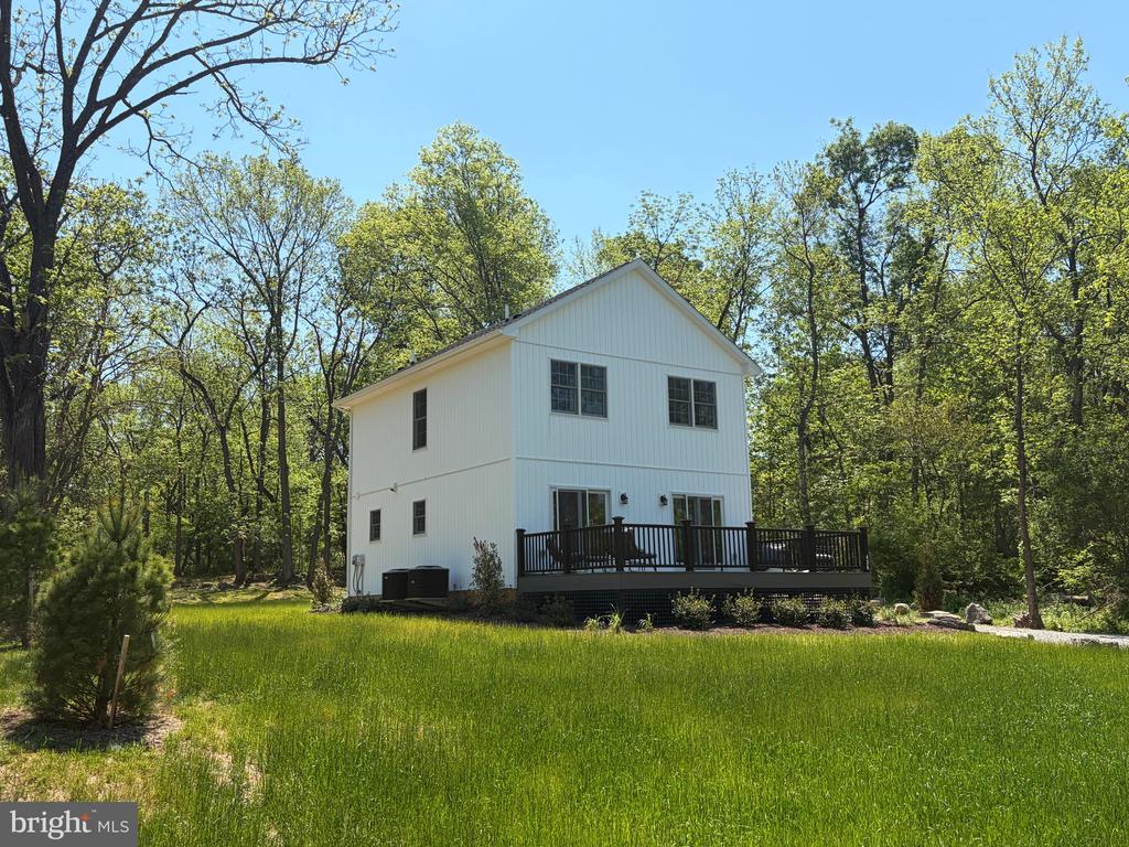 Boyce, Virginia, 22620, United States, 3 Bedrooms Bedrooms, ,3 BathroomsBathrooms,Residential,For Sale,2032757